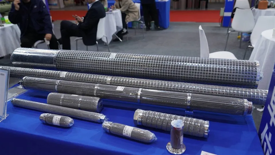 גדלים מותאמים אישית 10 \\ "20 \\" 30 \\ "40 \\" נירוסטה קפלים מחסנית פילטר מחסנית שמן מסנן הידראול